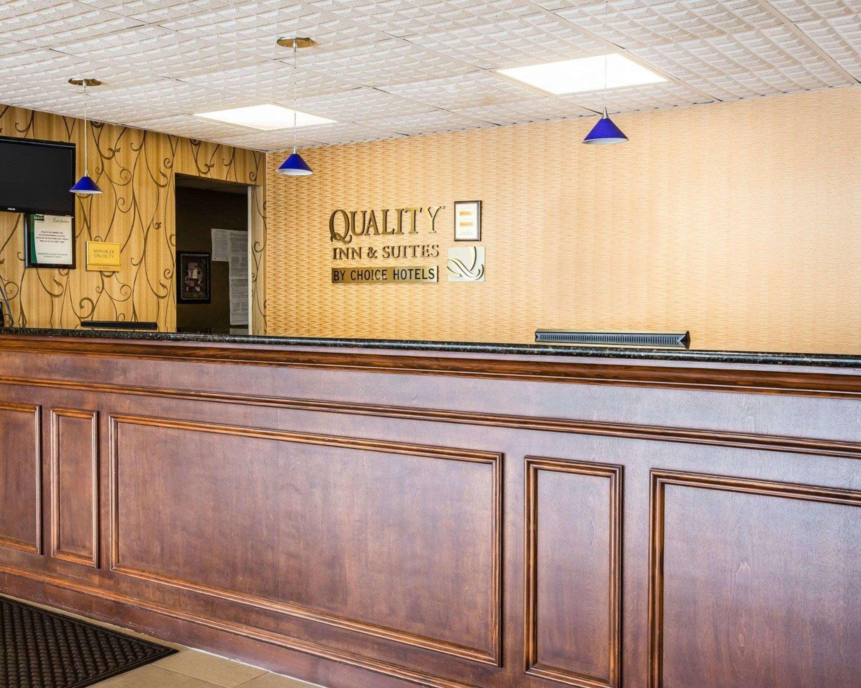 Quality Inn & Suites - Greensboro-High Point Buitenkant foto